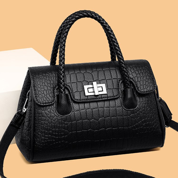 Avelon Women's Leather Bag
