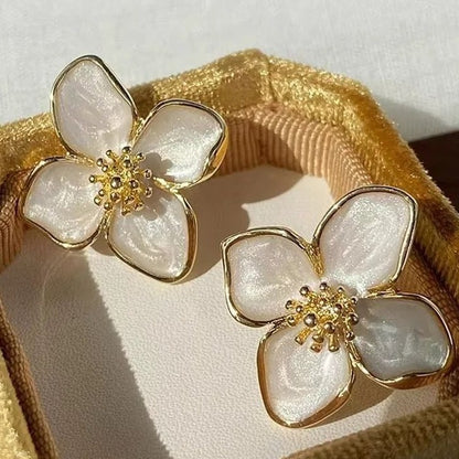 Mirava Ring