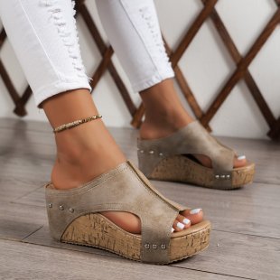 Selvian Sandals