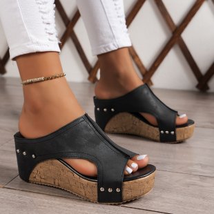 Selvian Sandals