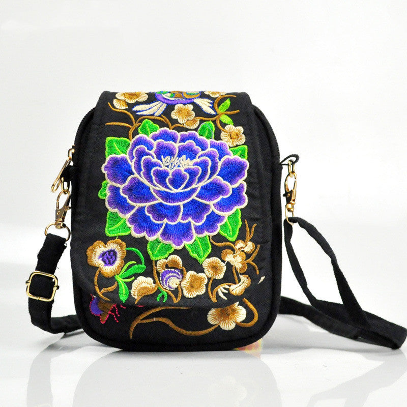 Cavaro Women's Crossbody Bag
