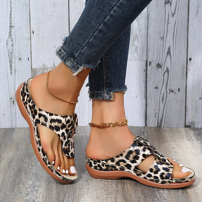 Cavaro Women's Sandals