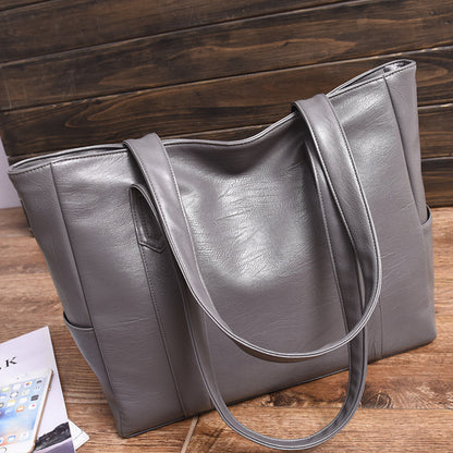 Tavion Shoulder Bag