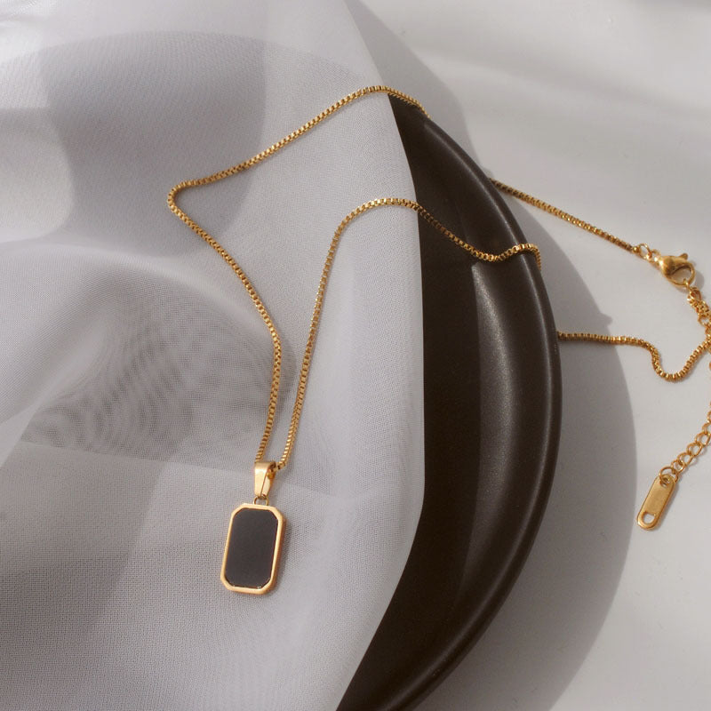 Dovira Necklace