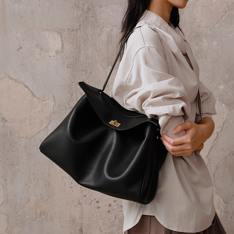 Vellaro Leather Bag