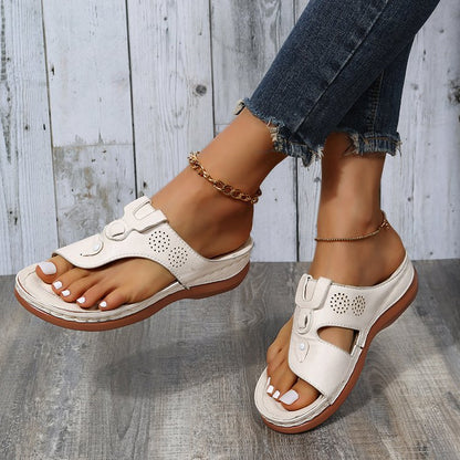 Cavaro Women's Sandals