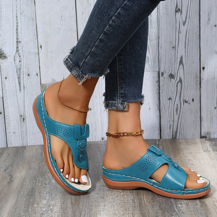 Cavaro Women's Sandals
