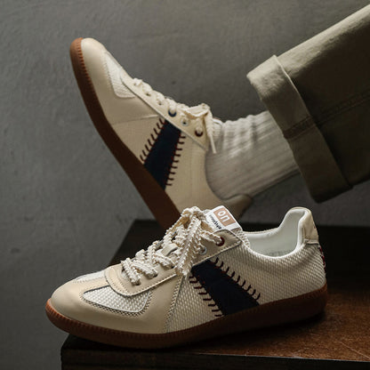 Alvoro Sneakers